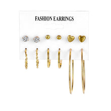 Load image into Gallery viewer, Heart Stud Earrings <3