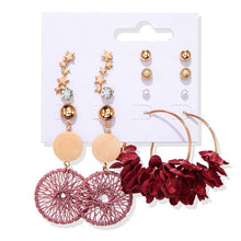 Load image into Gallery viewer, Hoop Earrings