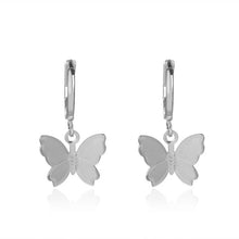 Load image into Gallery viewer, Multilayer Pendant Butterfly Necklace for Women