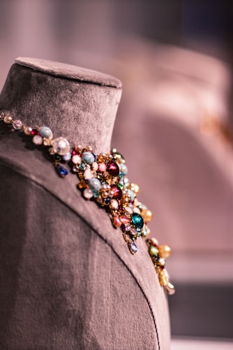 5 Tips to Consider When Buying Jewelry