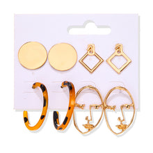 Load image into Gallery viewer, Hoop Earrings
