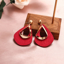 Load image into Gallery viewer, Gold Earring Wedding 2020
